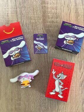 McDonald's Hello Kitty Cinnamoroll  Tom n Jerry Happy Meal toys lot